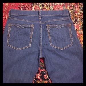 BCBG Maxazria Jeans 29