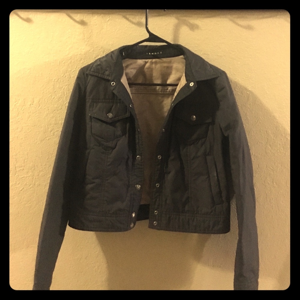 Theory cropped jacket.  Sz M.