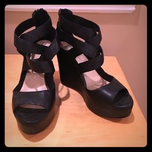 Dolce Vita platforms