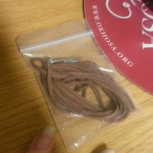 NWOT Brown Leather Choker with spikes on tips