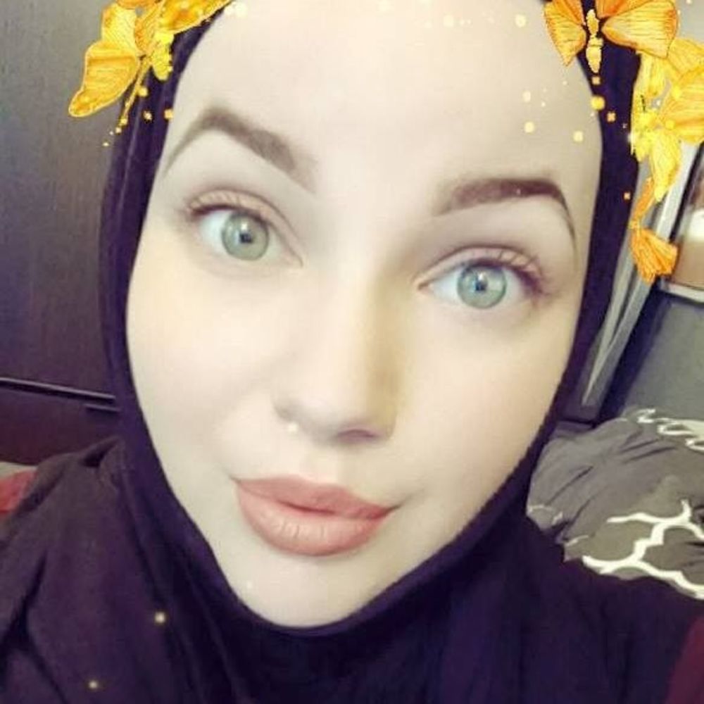 Meet your Posher, Maryam