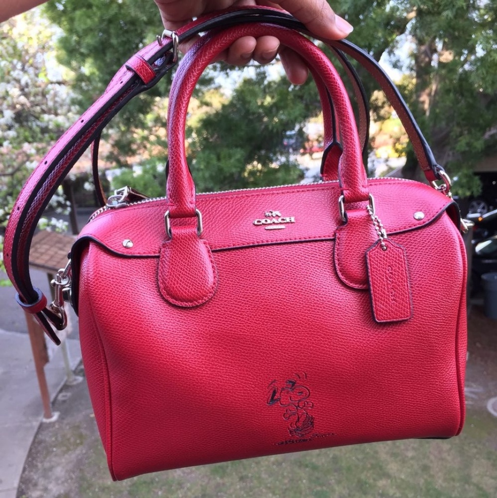 ❌SOLD❌Coach Snoopy Red Mini Bennett 😍😍