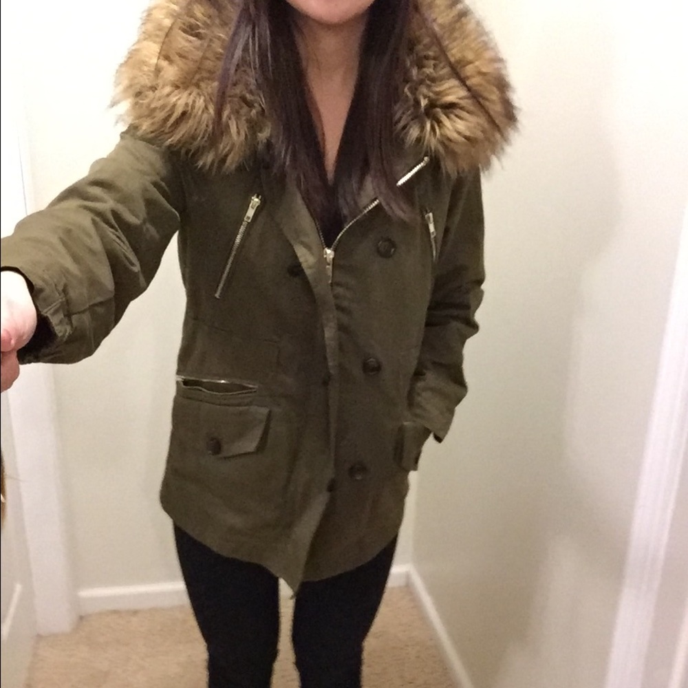 💚Zara olive green parka