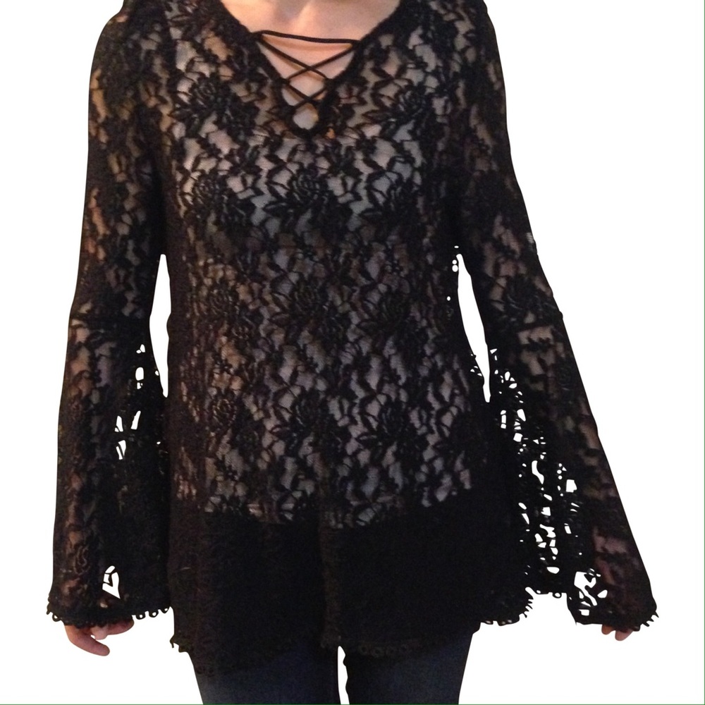 Romeo & Juliet Couture Floral Pattern Top