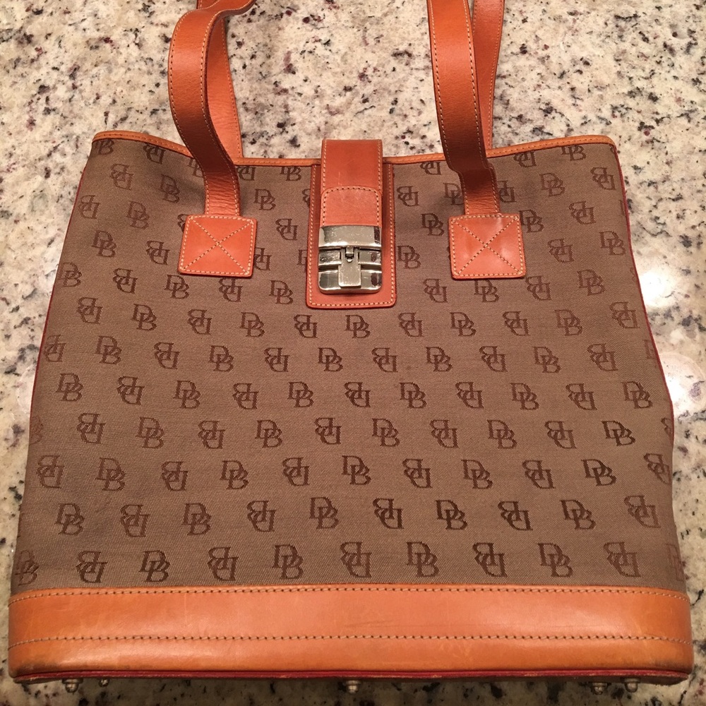 Dooney & Bourke Shoulder Bag