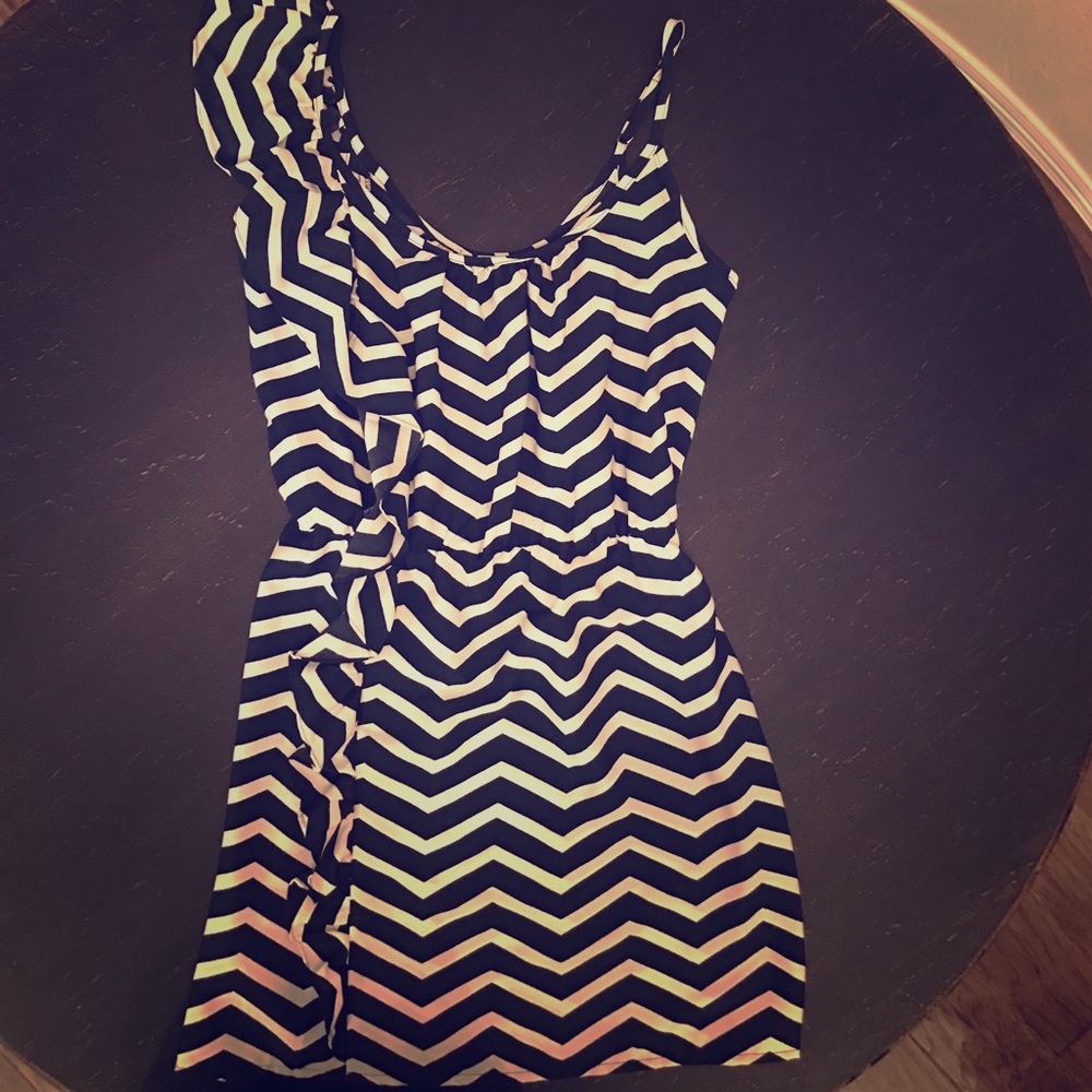 Flirty Navy & White Short Dress