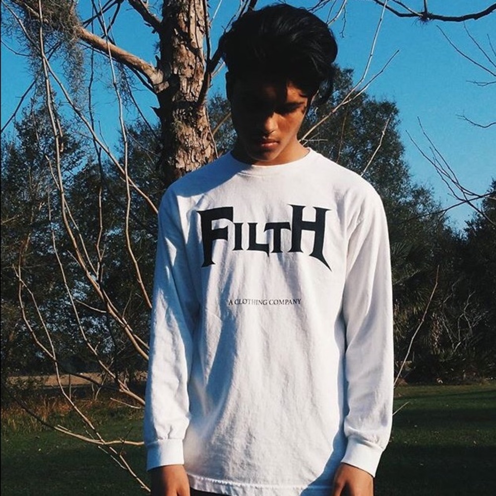 FilthyT-shirts!