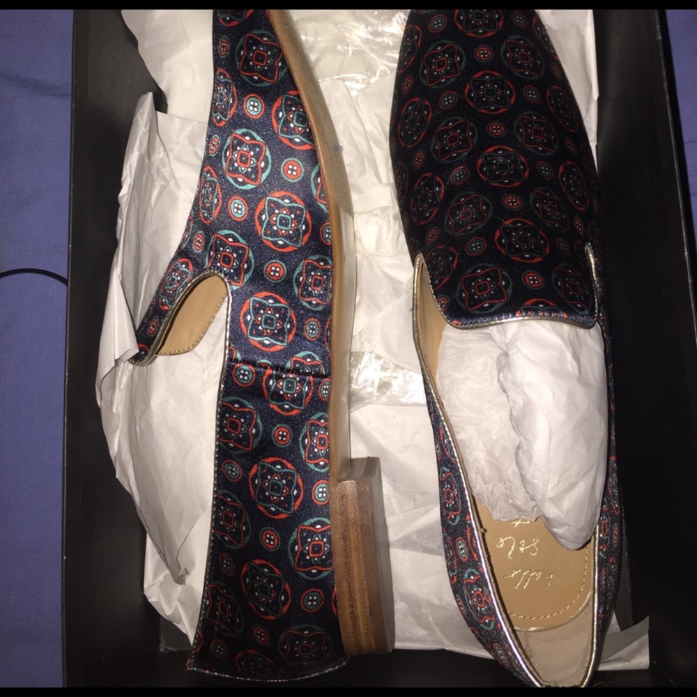 Banana Republic size 11 loafers
