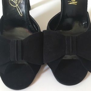 Julieanelli Neiman Marcus Bow Shoes-Precious!