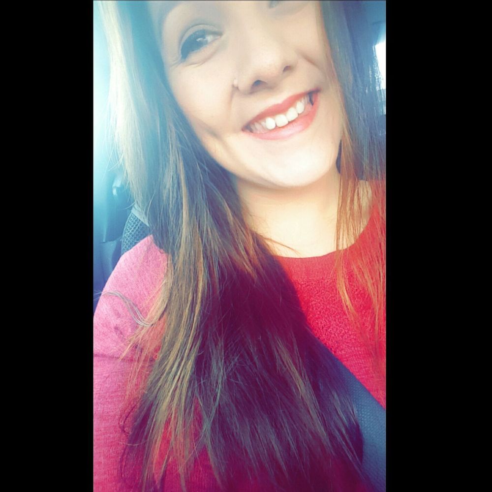 Meet your Posher, Mia