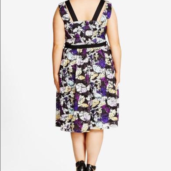 Lace Overlay Fit & Flare Dress - Picture 5 of 8