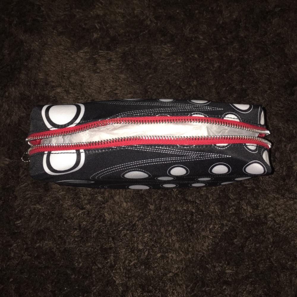 NWT polka dot cosmetic case by Sonia Kashuk - Picture 3 of 8