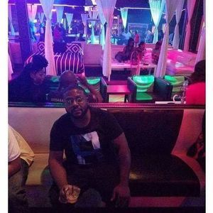 Meet your Posher, Manuel