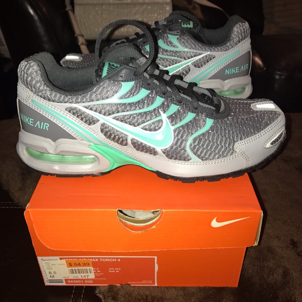Nike Torch Sneakers