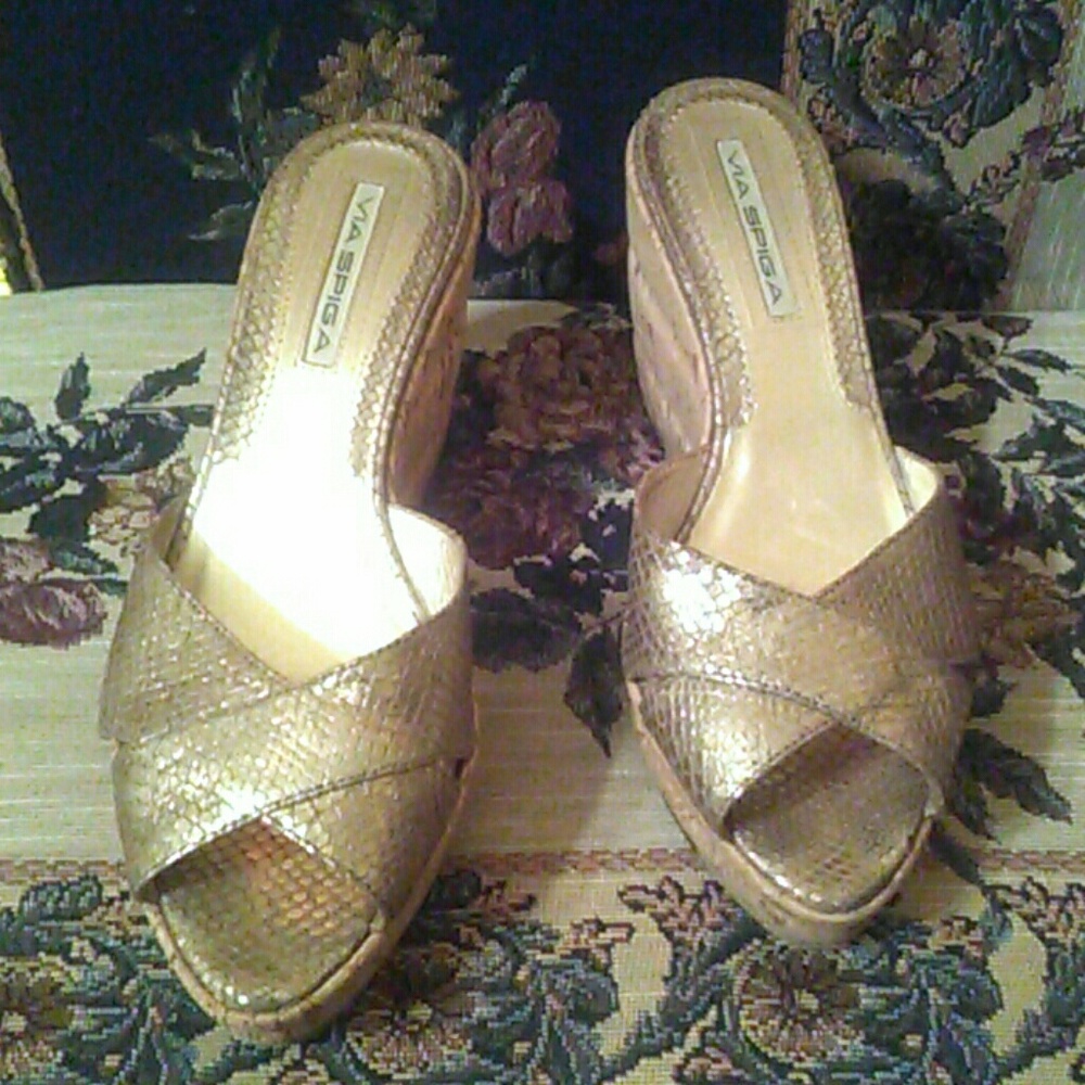 Via spiga gold cork wedges sandals sz 8.5