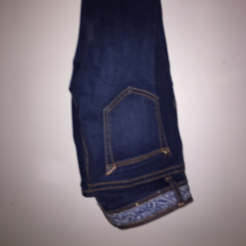 New never worn is jeans