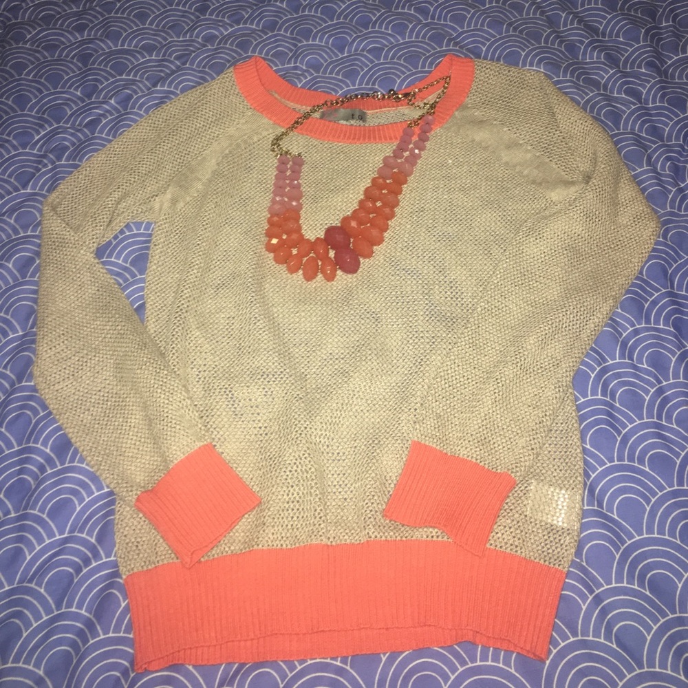 Stylish casual sweater top!
