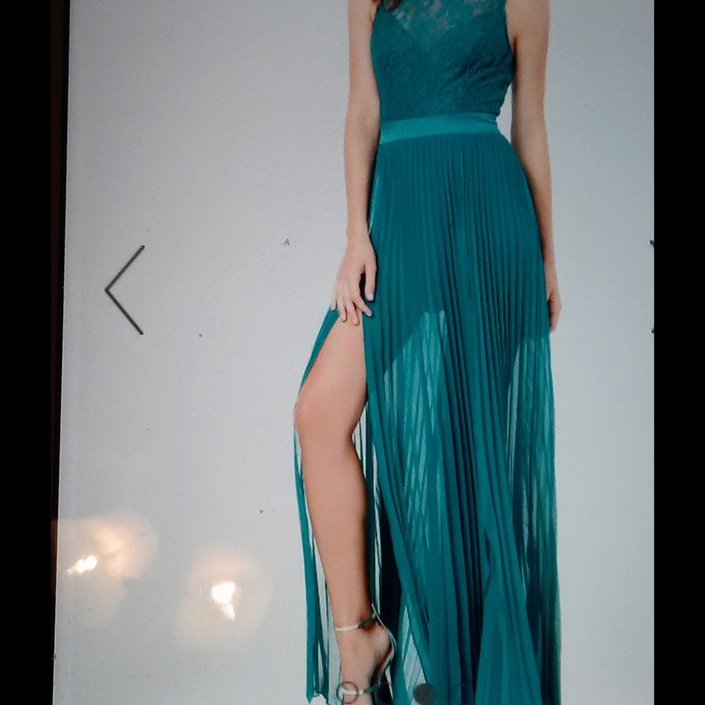 Bebe gown NWT