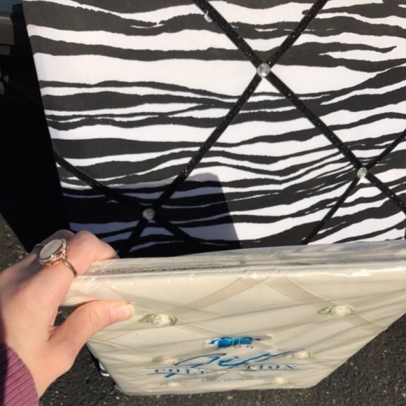 Various - Picture 3 of 8