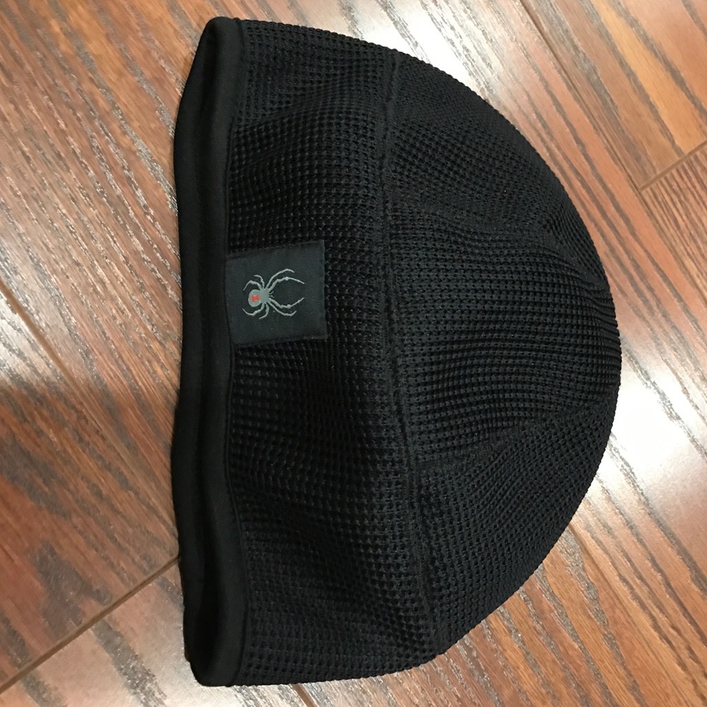 Never Worn Spyder Skully Hat!!