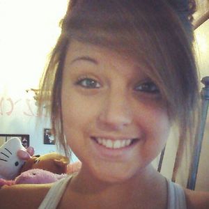 Meet your Posher, Alyssa