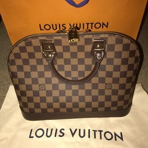 100% ORIGINAL BRAND NEW LOUIS VUITTON ALMA PM