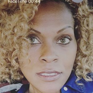 Meet your Posher, Evalina