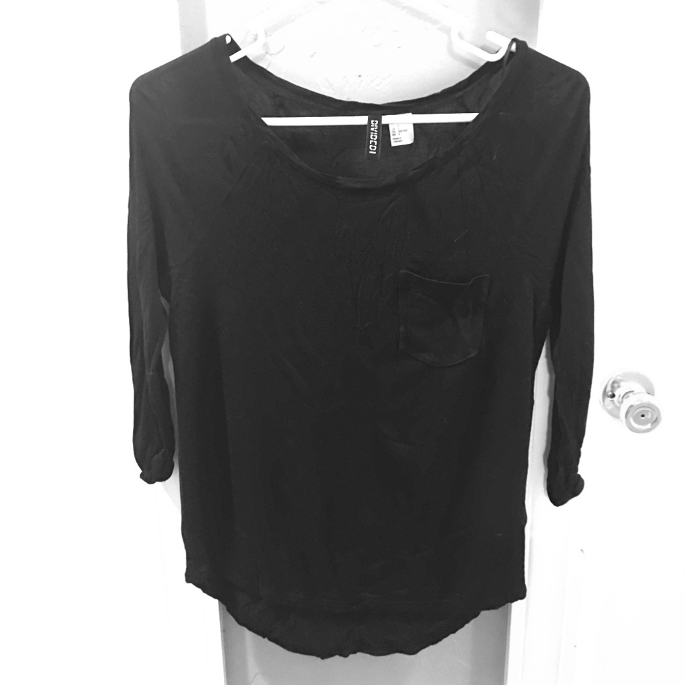 Divided top. Size 2.