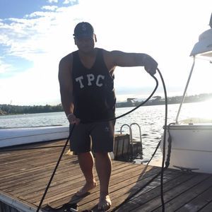 Meet your Posher, Deion