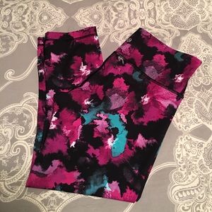 Lululemon Wunder Under Crops