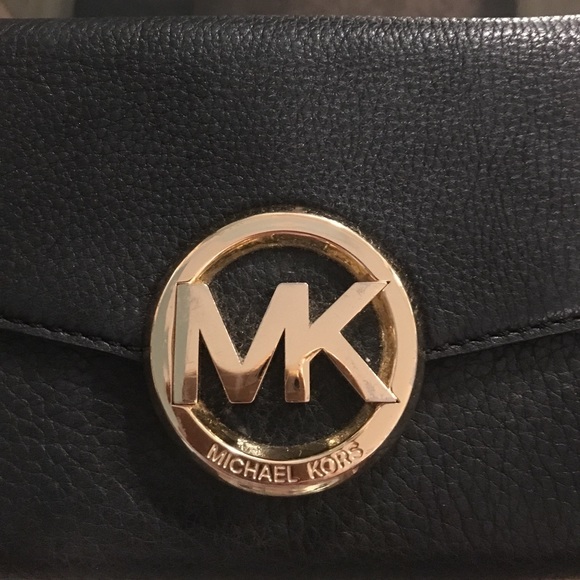 Michael Kors Satchel/clutch - Picture 3 of 7