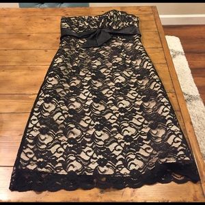 White House Black Market