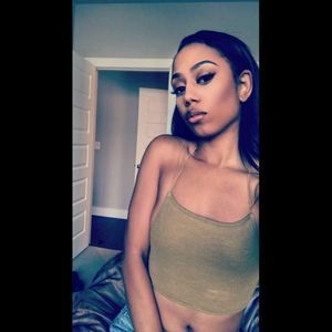 Meet your Posher, Talisha