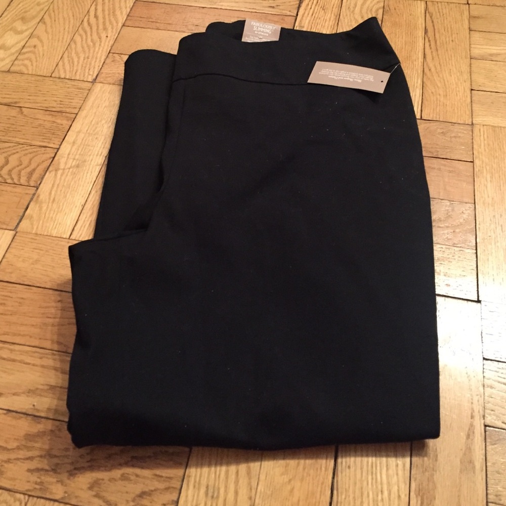Fabulous Slimming ankle pants - Chico's (size 3)