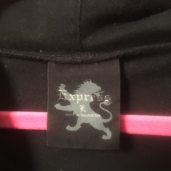 Top - Picture 2 of 4