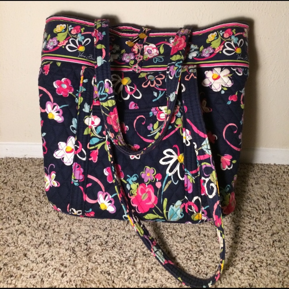 Vera Bradley Tote