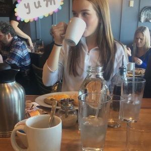 Meet your Posher, Julia