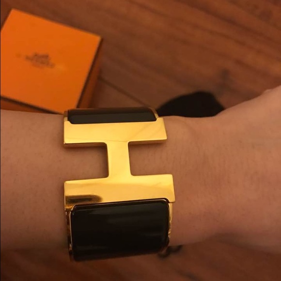Hermes Kelly Bracelet Small Model Diamond and 18k Rose Gold  Hermes bangle