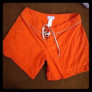 Board shorts with pocket