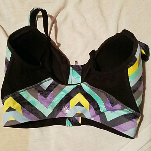 Sports Bra - Picture 2 of 3