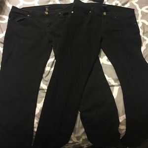 Forever 21 women's jeans, size 28 selling for $9