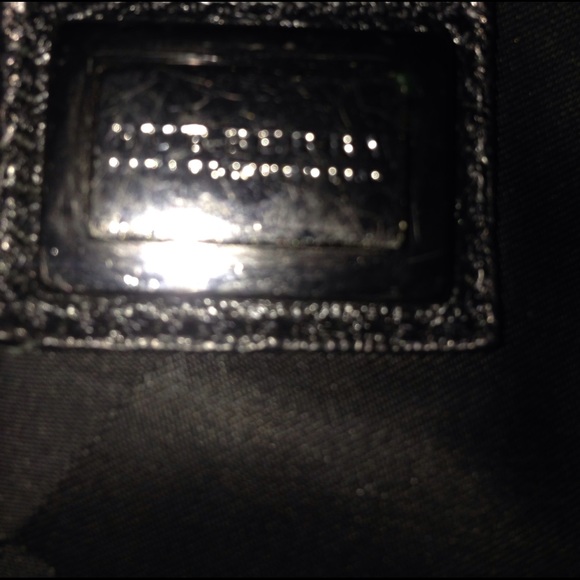 BURBERRY cross body bag💥💥1 hr sale - Picture 2 of 8