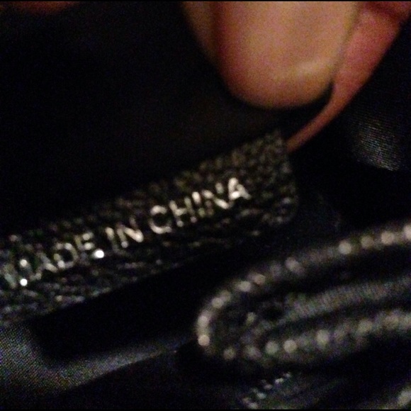 BURBERRY cross body bag💥💥1 hr sale - Picture 6 of 8