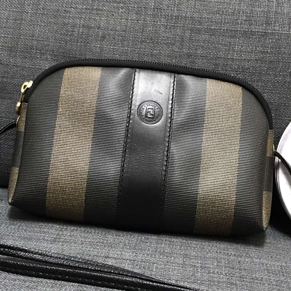 🛑 SOLD 🛑 Vintage Fendi penguin signature stripe