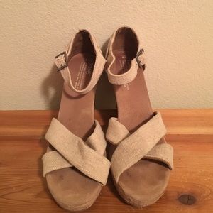 TOMS Wedges