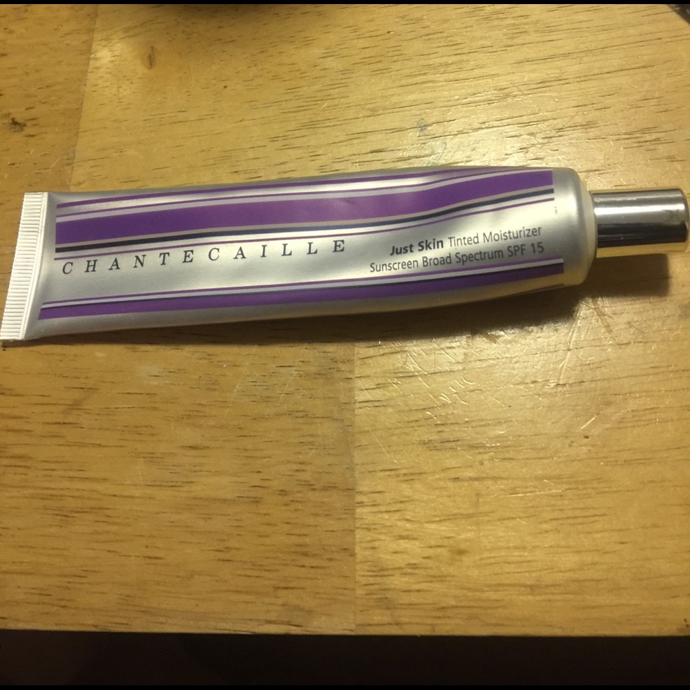 Chantecaille just skin tinted moisturizer