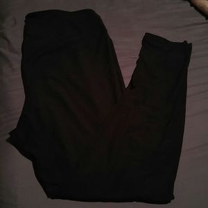 NWOT LulaRoe TC Black Leggings