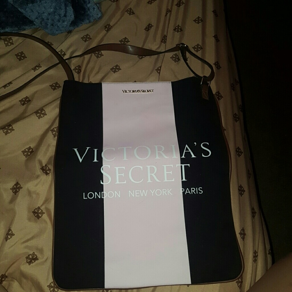 ❌SOLD❌Victoria Secret Tote