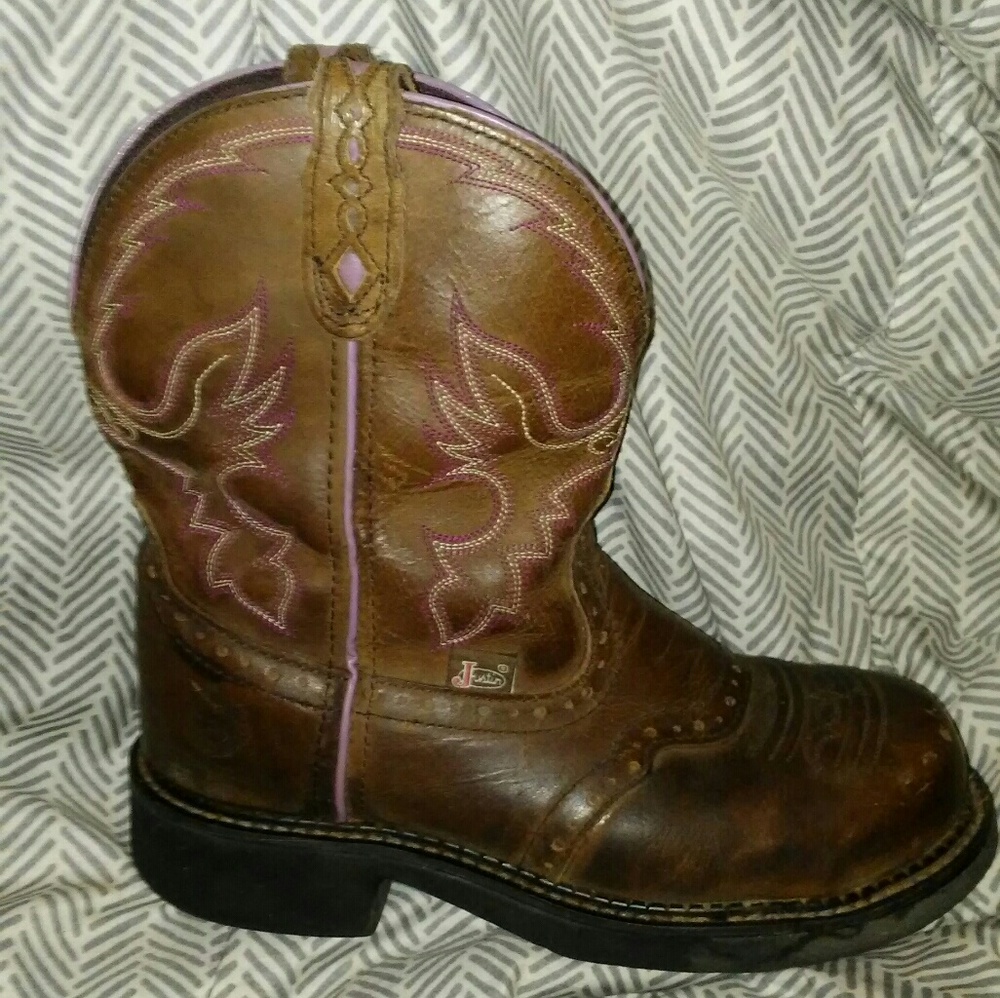 Boots - Picture 2 of 2