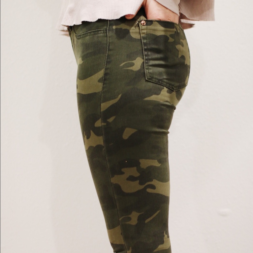 Camo Jeans